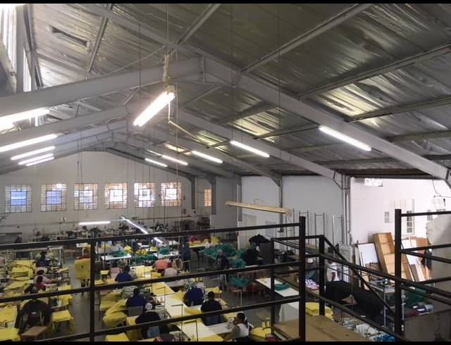 1,150M² FACTORY RENTED IN LANSDOWNE